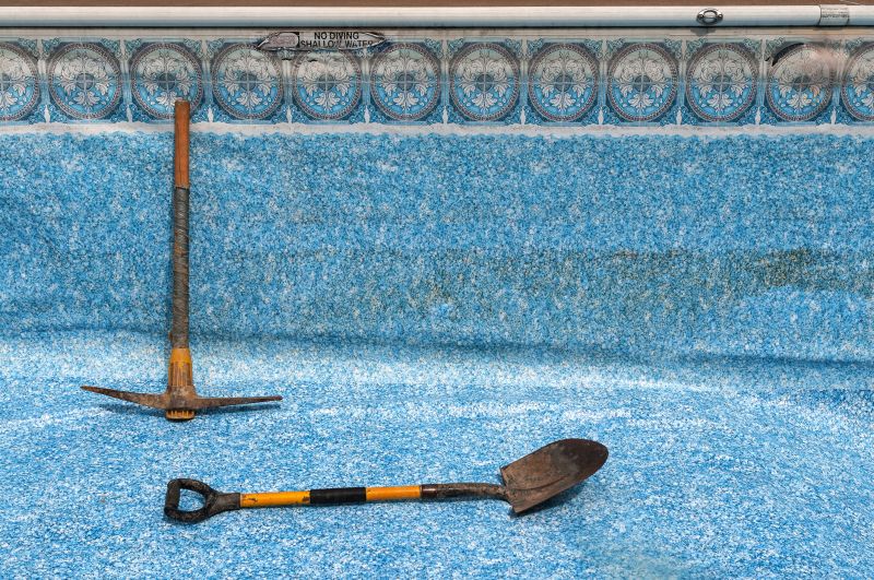 Pool Renovation and Repair Teams
